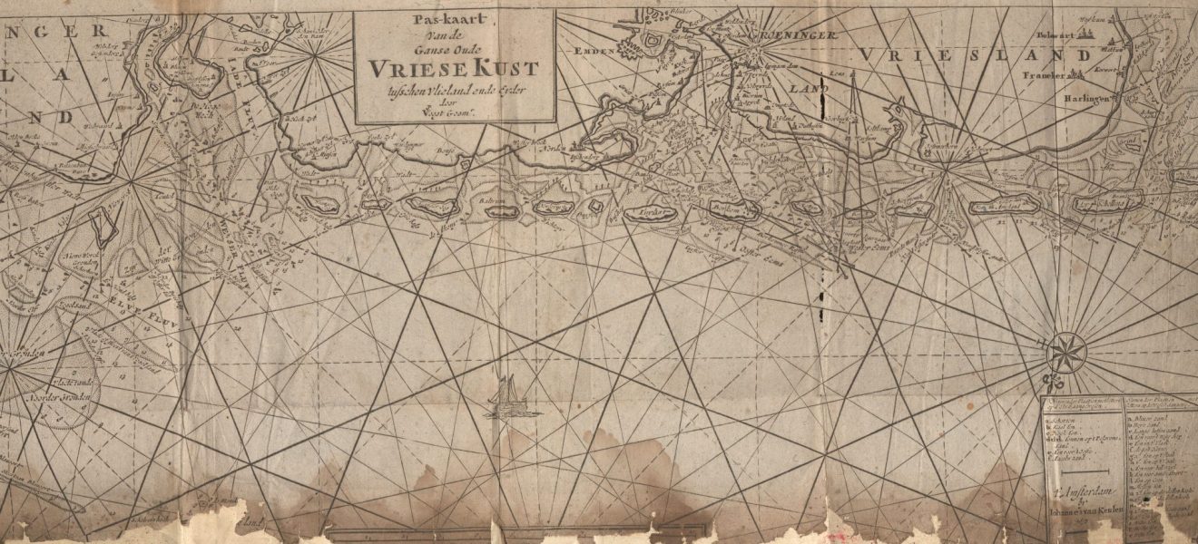 Claas J. Vooght: De nieuwe groote verbeterde lootsmans wegwyzer, of nieuwe lichtende zee-fakkel - Pas-kaart van de ganse oude Vriese kust tusschen Vlieland ende Eyder